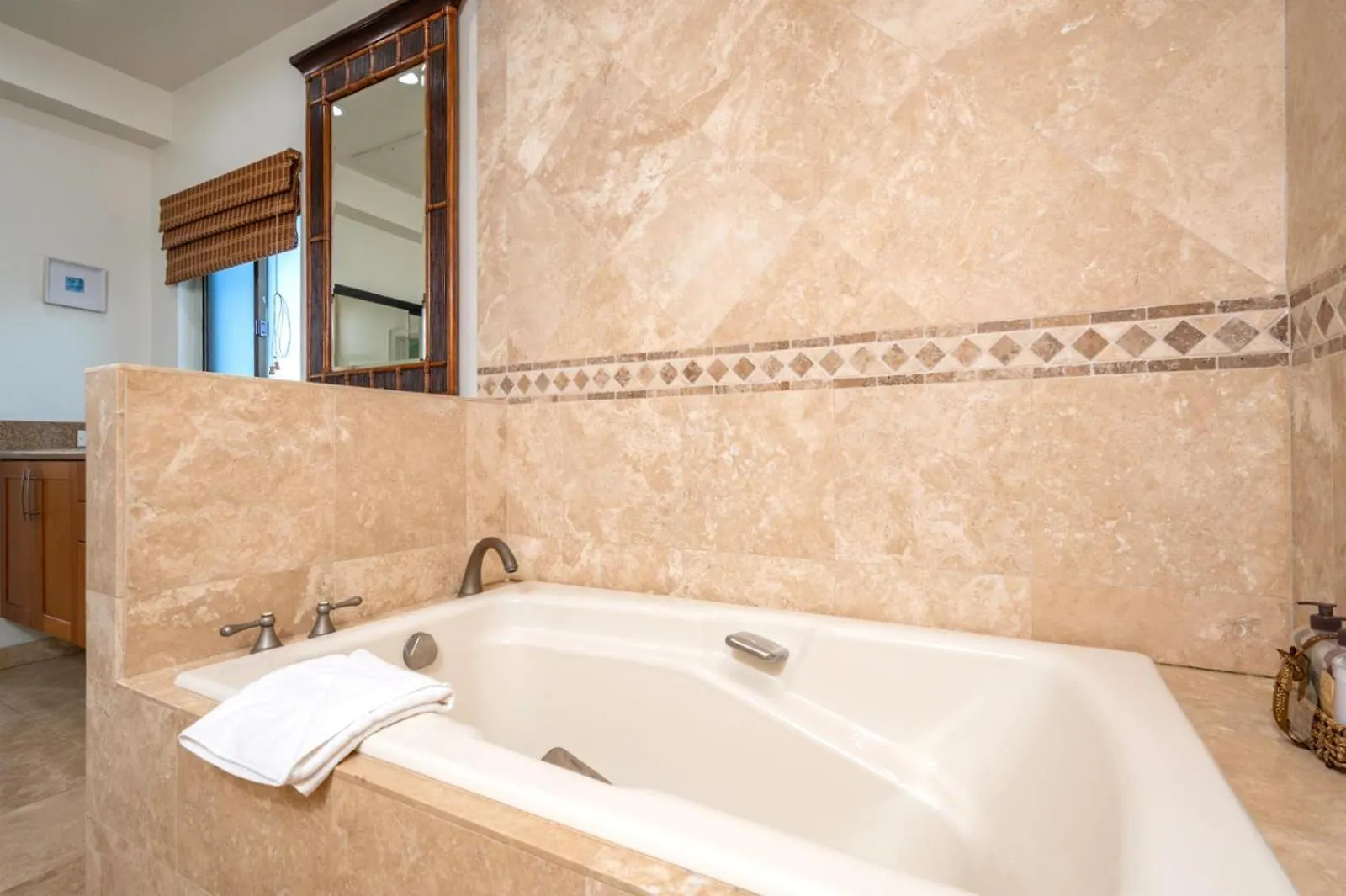 Kbm Resorts Free Car Kapalua Bay Villa Kbv-12B3 Remodeled Ocean Views